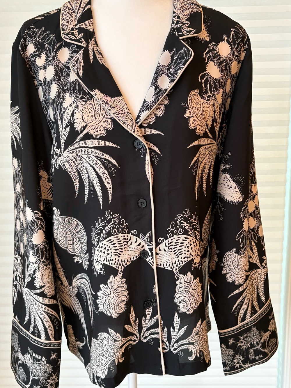 NWT H&M Printed Resort Shirt Black And Tan Tropical Button Shirt Blouse - Picture 5 of 16